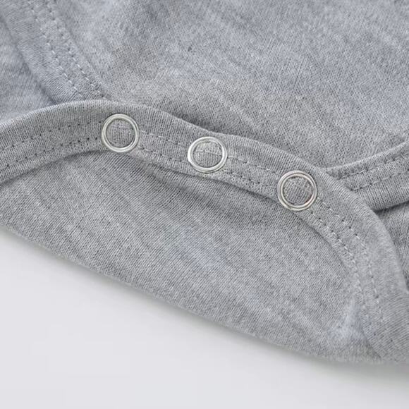 New “God Answers Prayers” romper 0-3 months - Picture 5 of 7